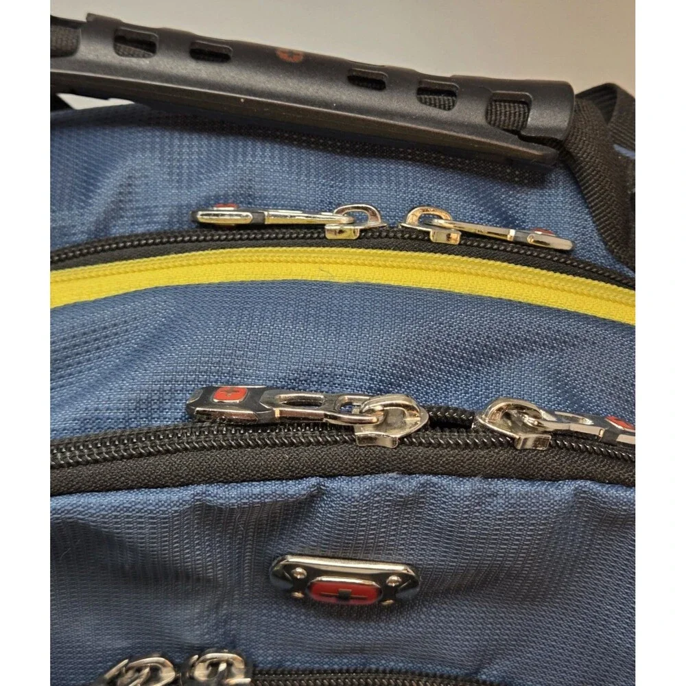 SwissGear Wenger Skyscraper Laptop Backpack Navy Blue Gray Multi Pocket 600726